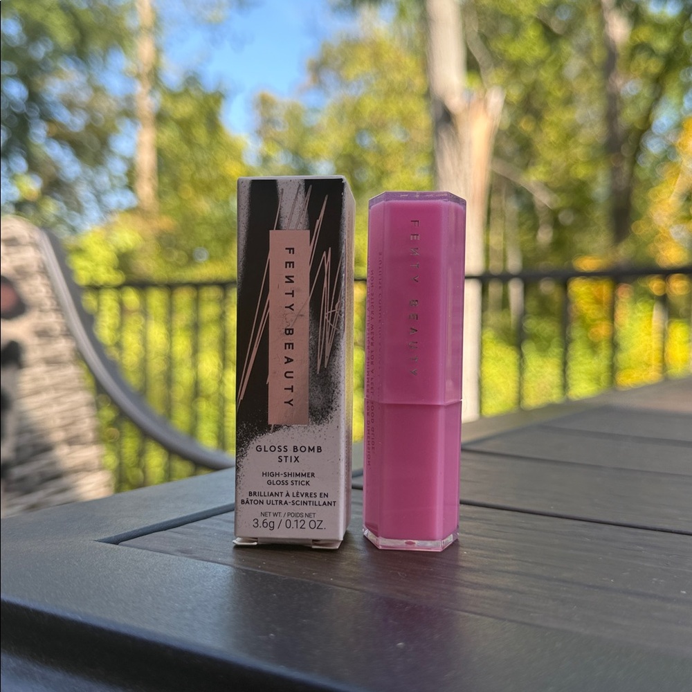 Fenty Beauty Gloss Bomb Stix